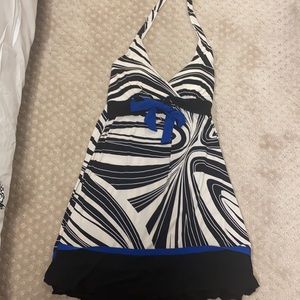 Sz medium dress